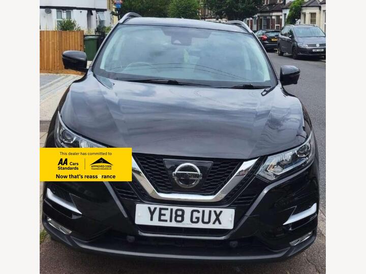 Nissan QASHQAI 1.5 DCi N-Connecta Euro 6 (s/s) 5dr