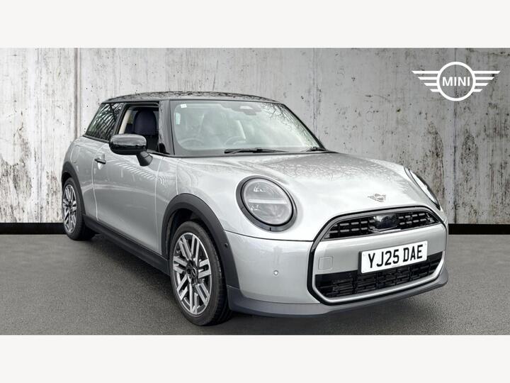MINI Hatch 1.5C Classic Steptronic Euro 6 (s/s) 3dr