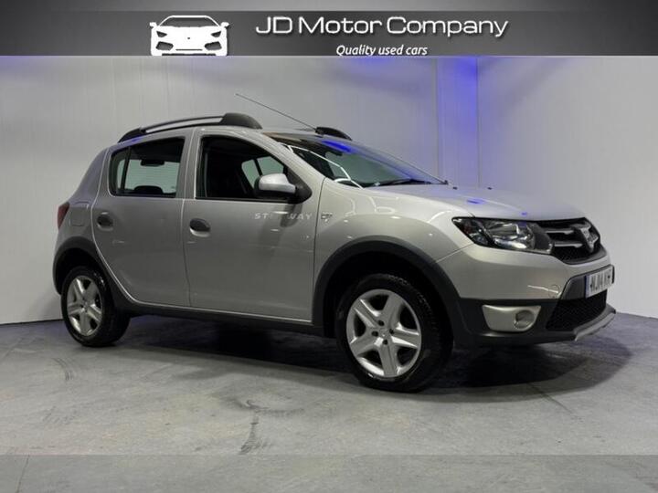 Dacia Sandero 0.9 TCe Laureate Euro 5 5dr