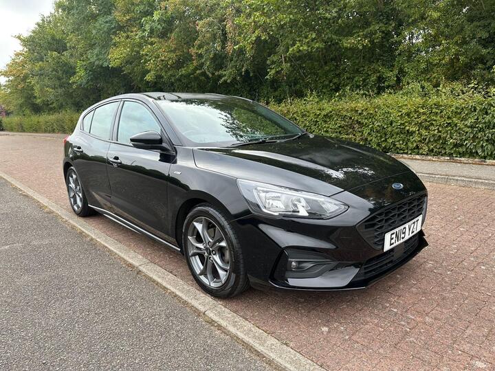 Ford Focus 1.0T EcoBoost ST-Line Euro 6 (s/s) 5dr