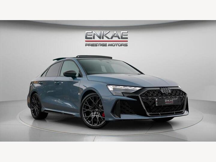 Audi RS3 2.5 TFSI Carbon Vorsprung S Tronic Quattro Euro 6 (s/s) 4dr
