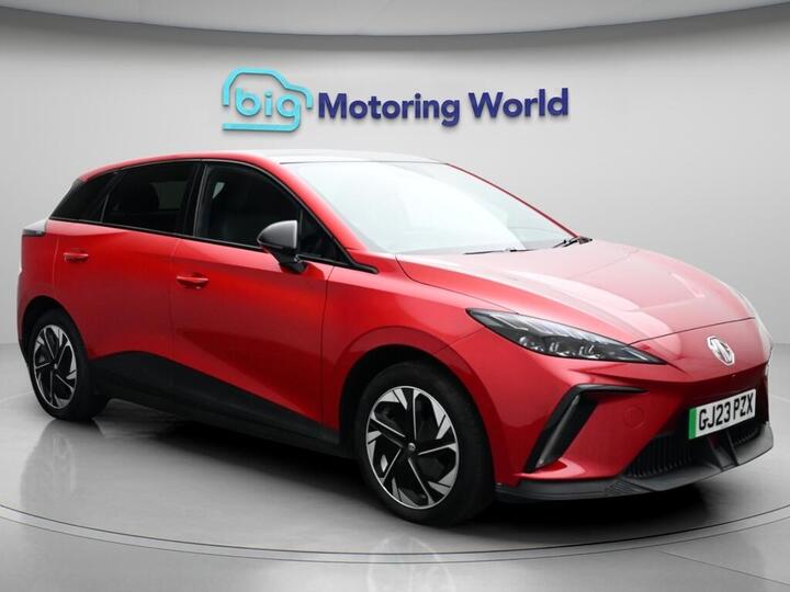 MG MG4 64kWh Trophy Long Range Auto 5dr