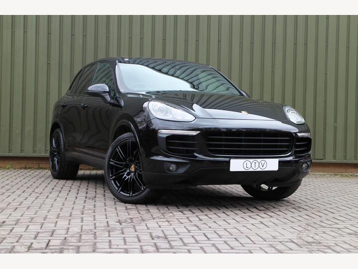 Porsche Cayenne 4.2 TD V8 S Platinum Edition TiptronicS 4WD Euro 6 (s/s) 5dr Porsche Cayenne 4.2 TD V8 S Platinum Edition TiptronicS 4WD Euro 6 (s/s) 5dr