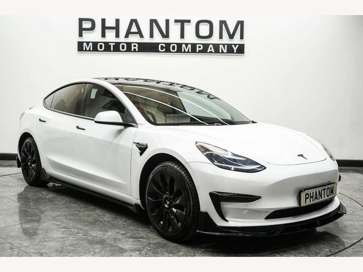 Tesla Model 3 Standard Range Plus Auto RWD 4dr