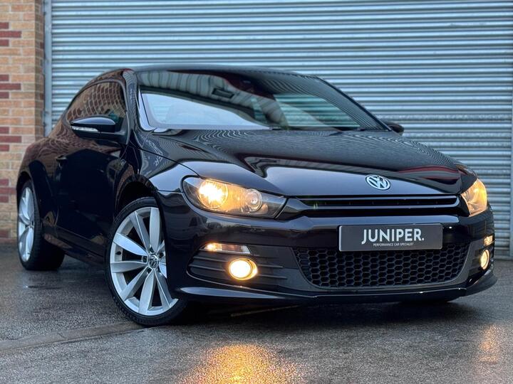Volkswagen Scirocco 2.0 TDI BlueMotion Tech R-Line DSG Euro 5 (s/s) 3dr (Leather, Nav)