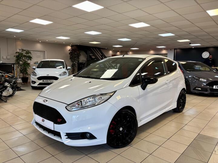 Ford Fiesta 1.6T EcoBoost ST-3 Euro 6 3dr