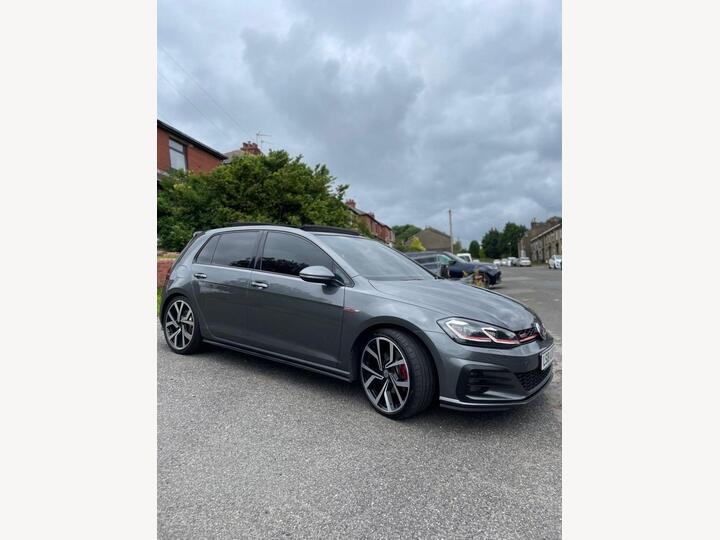 Volkswagen GOLF 2.0 TSI GTI DSG Euro 6 (s/s) 5dr Volkswagen GOLF 2.0 TSI GTI DSG Euro 6 (s/s) 5dr