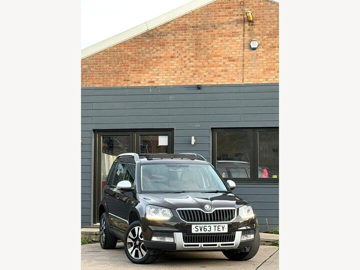 Skoda Yeti 2.0 TDI Laurin & Klement Outdoor 4WD Euro 5 5dr