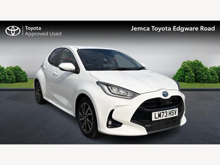 Toyota Yaris 1.5 VVT-h Design E-CVT Euro 6 (s/s) 5dr