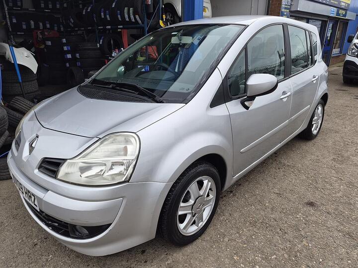 Renault Grand Modus 1.2 TCe Dynamique Euro 4 5dr