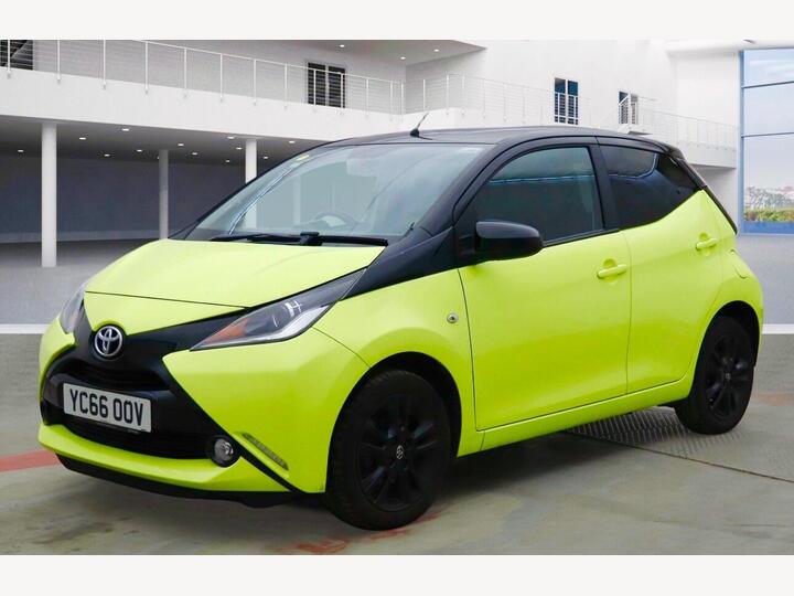 Toyota AYGO 1.0 VVT-i X-cite 3 X-shift Euro 6