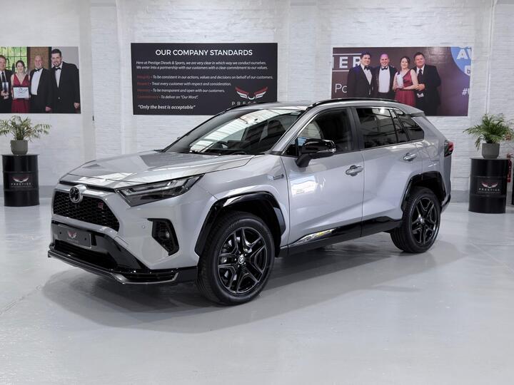 Toyota RAV4 2.5 VVT 18.1kWh GR SPORT CVT 4WD Euro 6 (s/s) 5dr