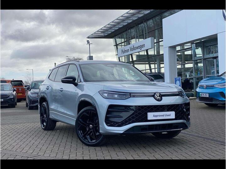 Volkswagen Tayron 1.5 TSI EHybrid 19.7kWh R-Line DSG Euro 6 (s/s) 5dr Volkswagen Tayron 1.5 TSI EHybrid 19.7kWh R-Line DSG Euro 6 (s/s) 5dr