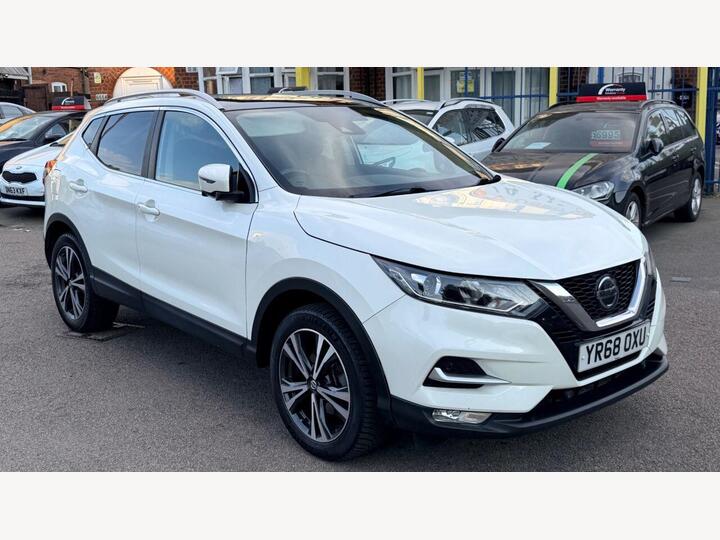 Nissan QASHQAI 1.2 DIG-T N-Connecta Euro 6 (s/s) 5dr