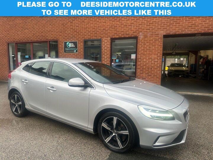 Volvo V40 2.0 T2 GPF R-Design Nav Plus Euro 6 (s/s) 5dr