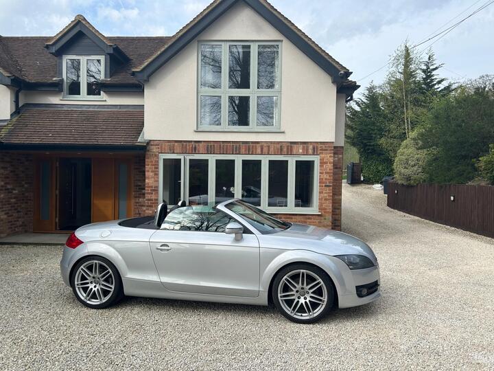 Audi TT 2.0 TFSI Roadster S Tronic Euro 4 2dr