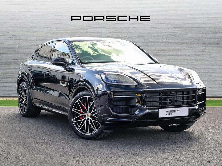 Porsche Cayenne 3.0 V6 E-Hybrid 25.9kWh S Black Edition TiptronicS 4WD Euro 6 (s/s) 5dr