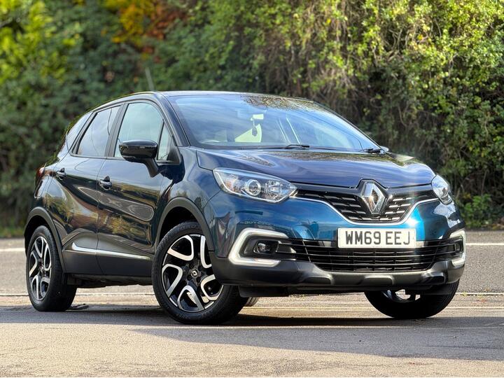 Renault Captur 0.9 TCe ENERGY Iconic Euro 6 (s/s) 5dr Renault Captur 0.9 TCe ENERGY Iconic Euro 6 (s/s) 5dr