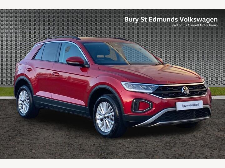 Volkswagen T-Roc 1.5 TSI Life Euro 6 (s/s) 5dr Volkswagen T-Roc 1.5 TSI Life Euro 6 (s/s) 5dr