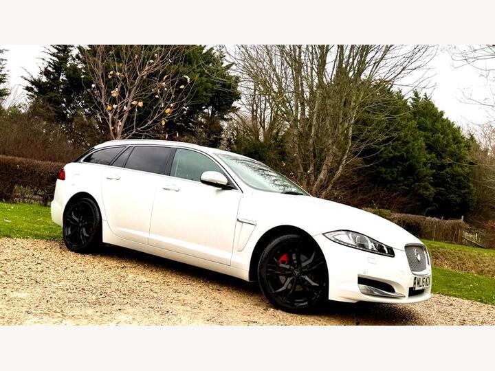 Jaguar XF 2.2d Luxury Sportbrake Auto Euro 5 (s/s) 5dr
