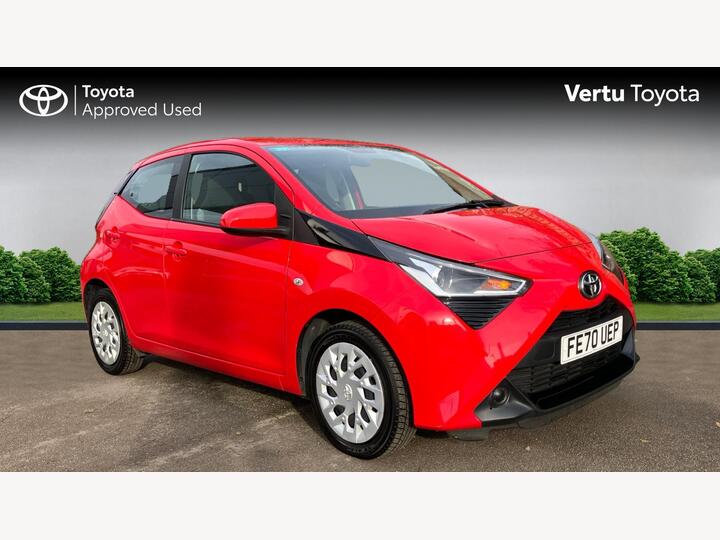 Toyota Aygo X 1.0 VVT-i X-play X-shift Euro 6 5dr Toyota Aygo X 1.0 VVT-i X-play X-shift Euro 6 5dr