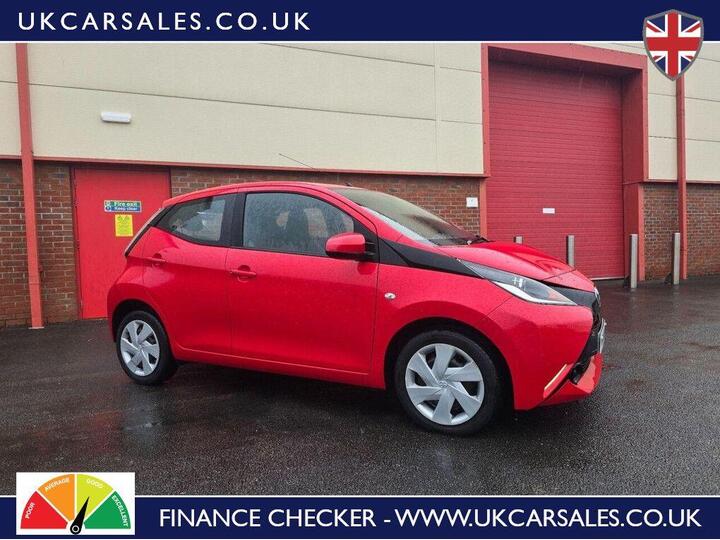 Toyota AYGO 1.0 VVT-i X-play Euro 5 5dr Euro 5