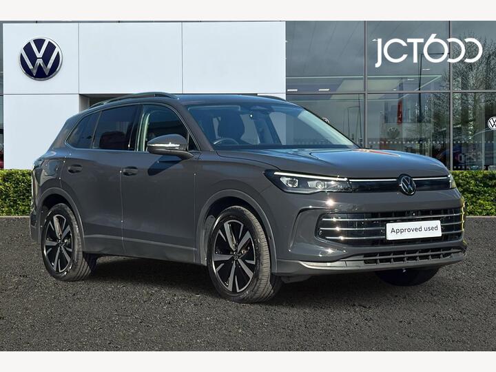 Volkswagen Tiguan 1.5 ETSI MHEV Elegance DSG Euro 6 (s/s) 5dr