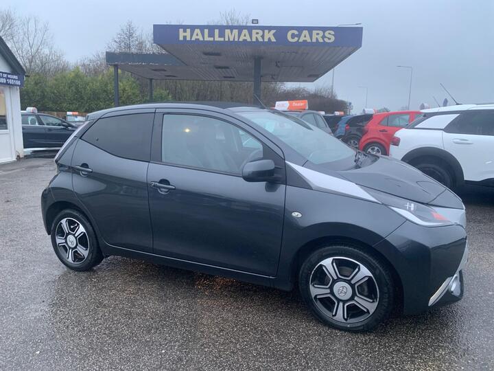 Toyota AYGO 1.0 VVT-i X-clusiv 2 X-wave Euro 6 5dr Toyota AYGO 1.0 VVT-i X-clusiv 2 X-wave Euro 6 5dr