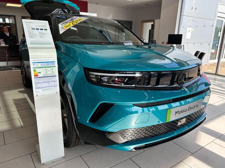Vauxhall Mokka Electric 54kWh Ultimate Auto 5dr