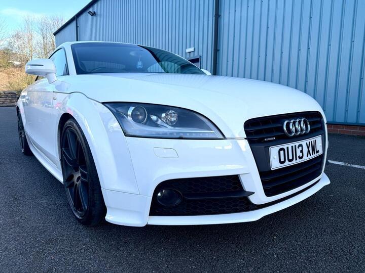 Audi TT 2.0 TDI Black Edition Quattro Euro 5 3dr