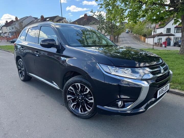Mitsubishi Outlander 2.0h 12kWh GX4h CVT 4WD Euro 6 (s/s) 5dr Mitsubishi Outlander 2.0h 12kWh GX4h CVT 4WD Euro 6 (s/s) 5dr