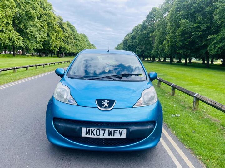 Peugeot 107 1.0 12V Urban Euro 4 3dr Peugeot 107 1.0 12V Urban Euro 4 3dr