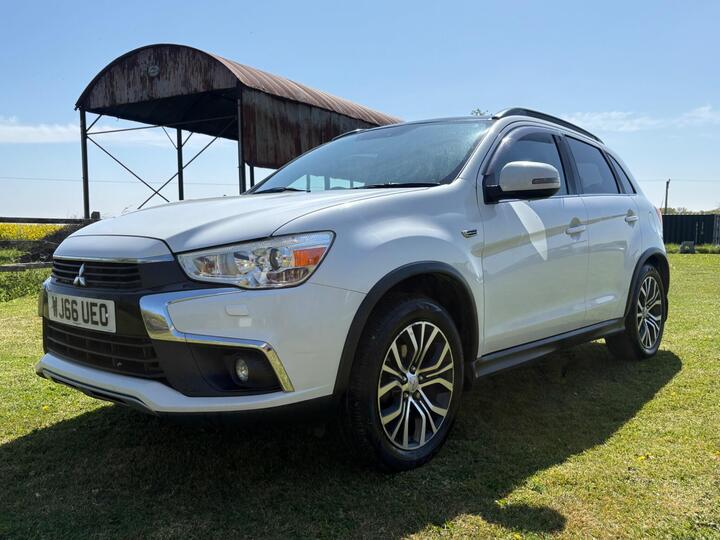 Mitsubishi ASX 1.6D 4 4WD Euro 6 (s/s) 5dr Mitsubishi ASX 1.6D 4 4WD Euro 6 (s/s) 5dr