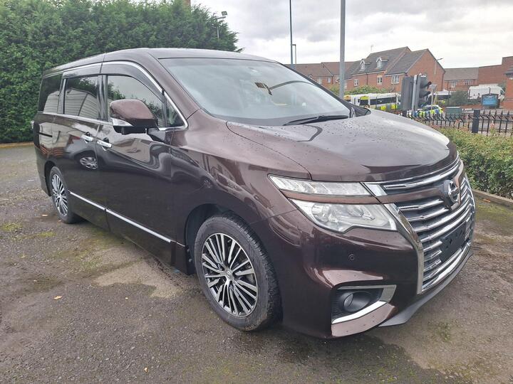 Nissan Elgrand 3.5 Highwaystar Premium
