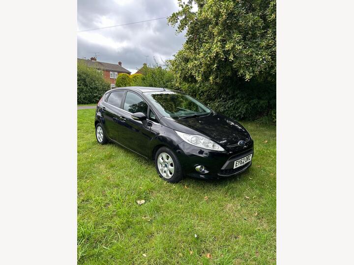 Ford Fiesta 1.6 TDCi ECOnetic DPF Titanium 5dr