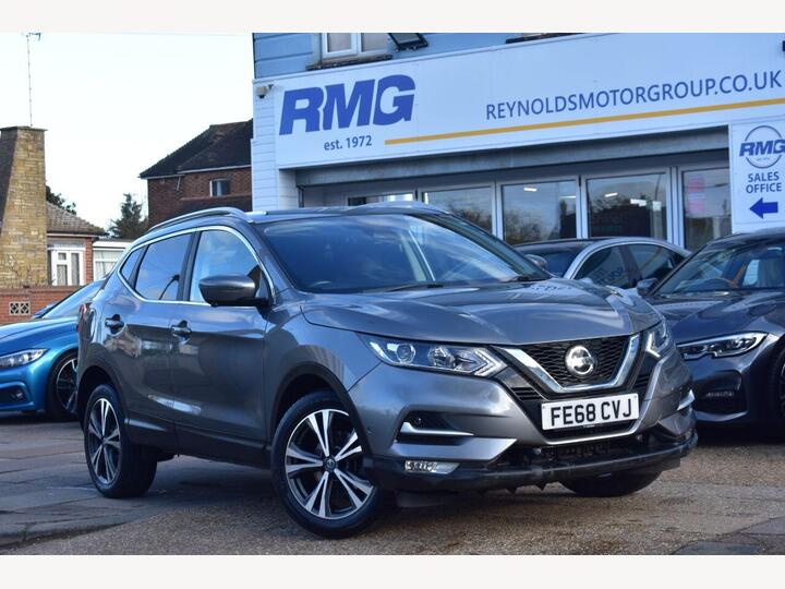Nissan QASHQAI 1.5 DCi N-Connecta Euro 6 (s/s) 5dr