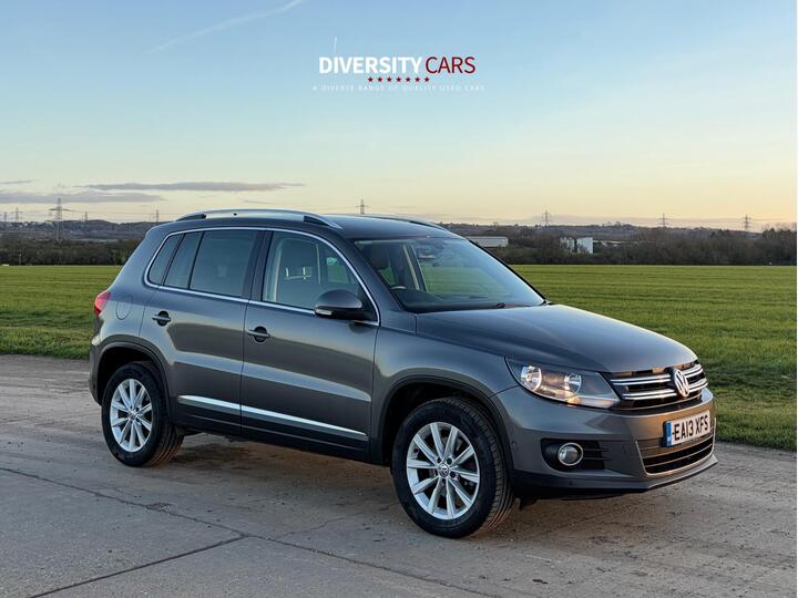 Volkswagen Tiguan 2.0 TDI BlueMotion Tech SE 2WD Euro 5 (s/s) 5dr