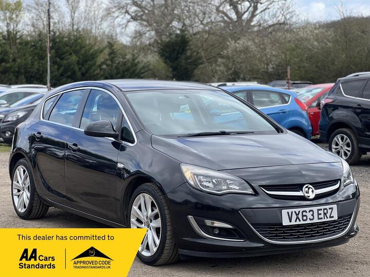 Vauxhall Astra 1.6 16v SRi Euro 5 5dr