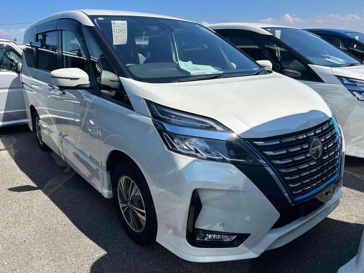 Nissan Serena E-POWER HIGHWAY STAR V