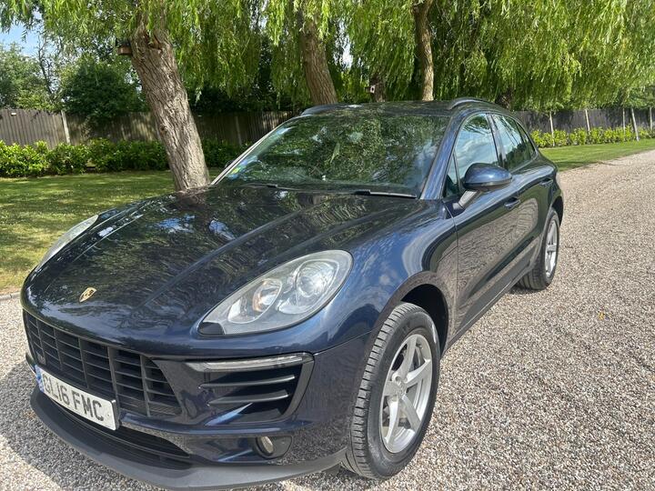 Porsche Macan 2.0T PDK 4WD Euro 6 (s/s) 5dr