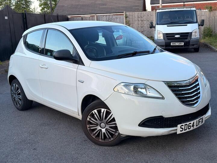 Chrysler Ypsilon 1.2 Silver Euro 6 5dr