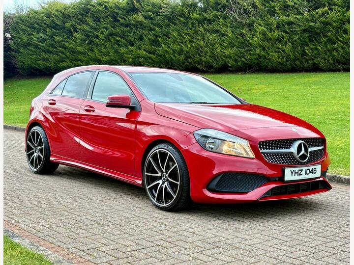Mercedes-Benz A-CLASS 1.5 A180d AMG Line 7G-DCT Euro 6 (s/s) 5dr Mercedes-Benz A-CLASS 1.5 A180d AMG Line 7G-DCT Euro 6 (s/s) 5dr