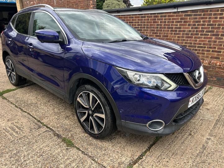 Nissan Qashqai 1.2 DIG-T Tekna 2WD Euro 6 (s/s) 5dr