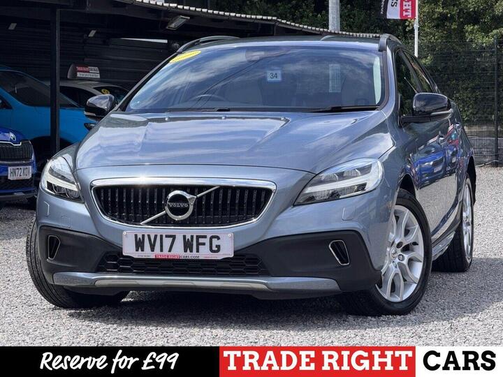 Volvo V40 CROSS COUNTRY 1.5 T3 Pro Auto Euro 6 (s/s) 5dr
