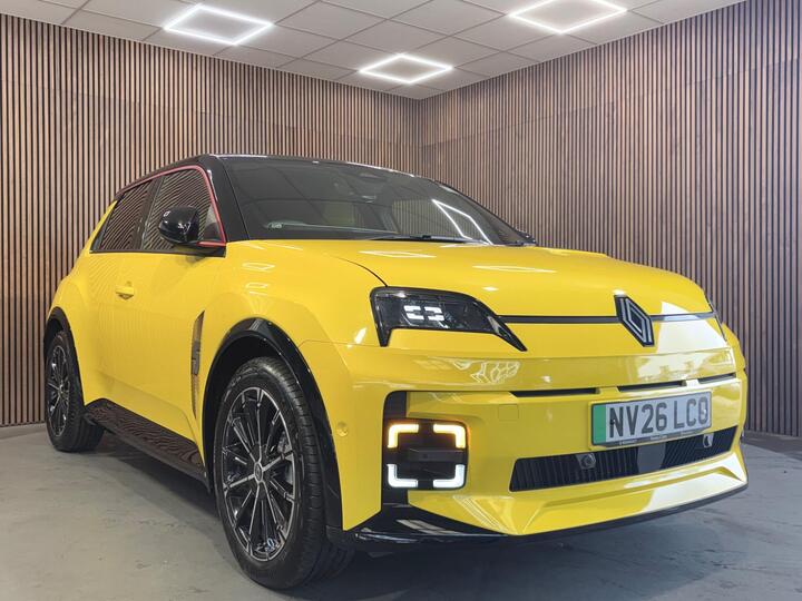 Renault 5 E-Tech Electric Comfort Range 52kWh Iconic Five Auto 5dr