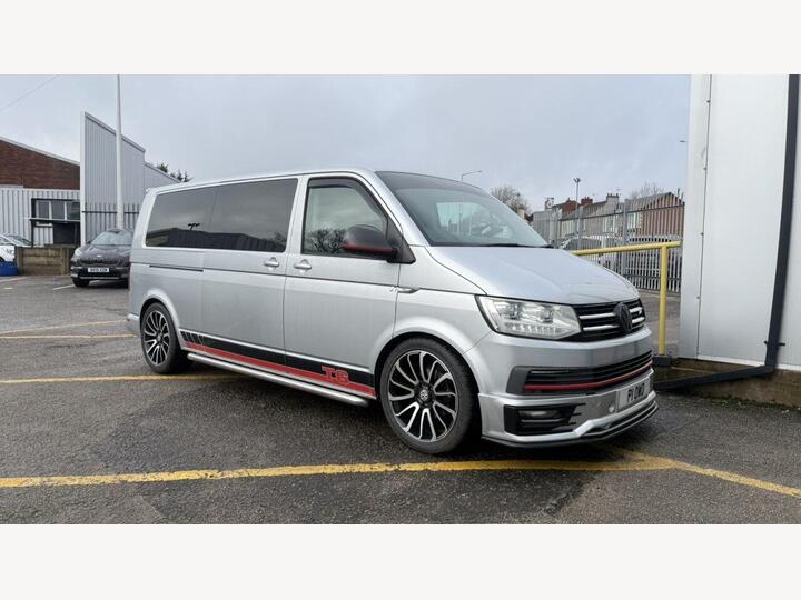 Volkswagen TRANSPORTER SHUTTLE 2.0 TDI BlueMotion Tech SE DSG FWD LWB Euro 6 (s/s) 5dr