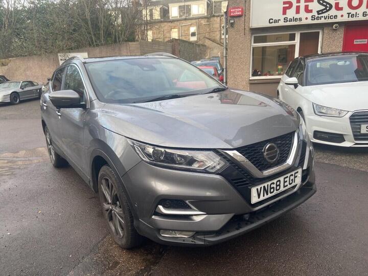 Nissan QASHQAI 1.5 DCi N-Connecta Euro 6 (s/s) 5dr