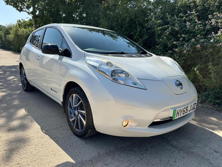 Nissan Leaf 24kWh Acenta Auto 5dr