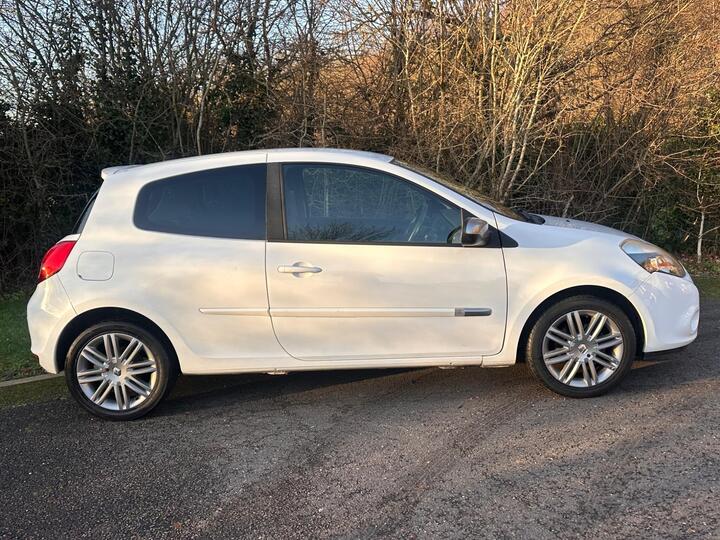 Renault Clio 1.2 GT Line TomTom Euro 5 3dr