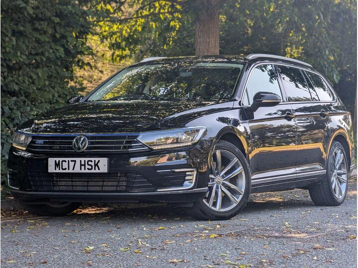 Volkswagen Passat 1.4 TSI GTE DSG Euro 6 (s/s) 5dr Volkswagen Passat 1.4 TSI GTE DSG Euro 6 (s/s) 5dr